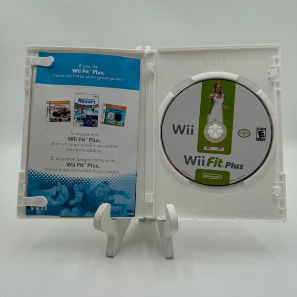 Wii Fit we Fit Plus we play bundle Three games  (2008 Nintendo Wii Fitness DVD V - Picture 6 of 9